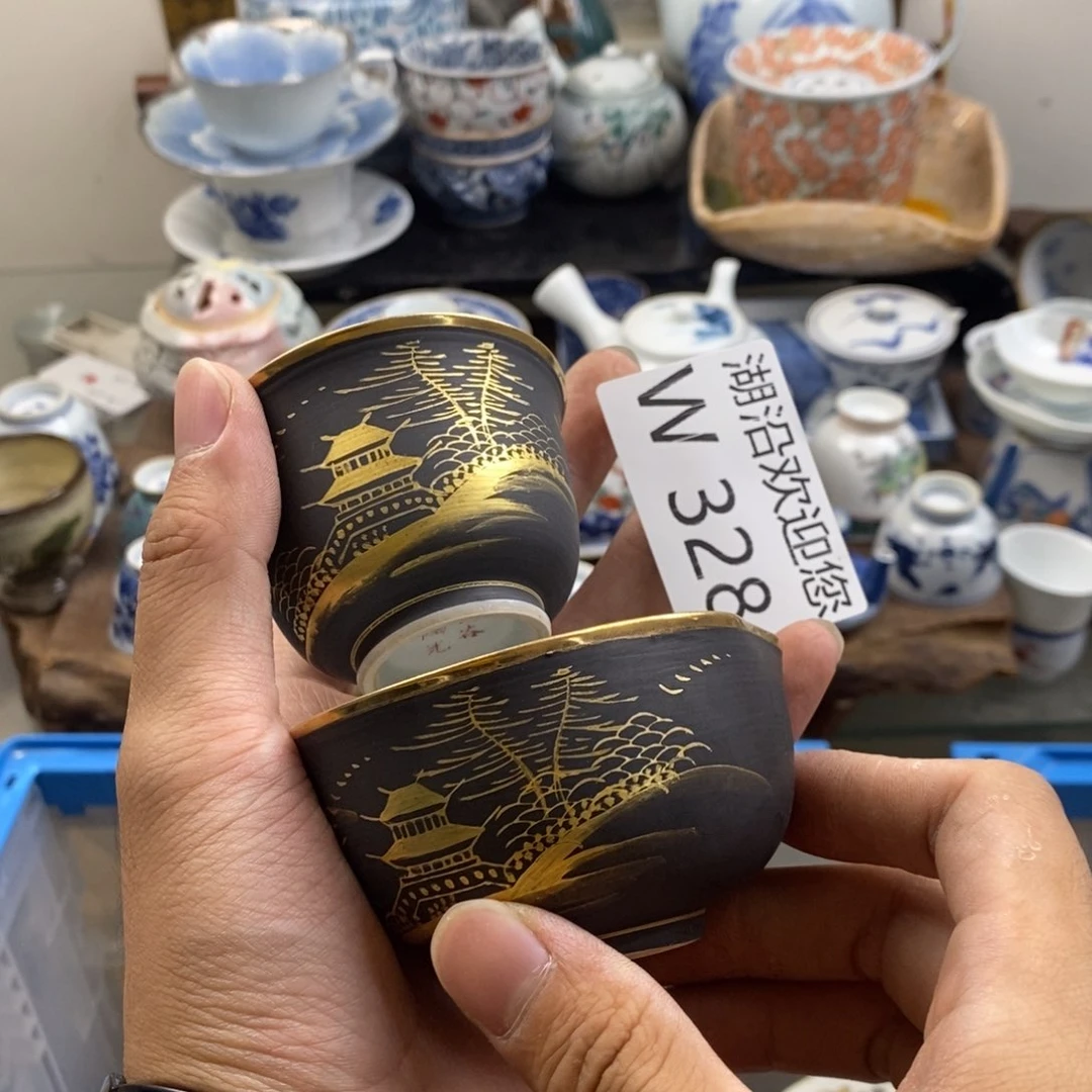 壶我****我瓷器口口相传的q