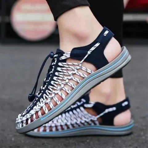 男鞋凉鞋2025夏季真皮沙滩鞋透气防臭软底休闲时尚外穿镂空男潮鞋