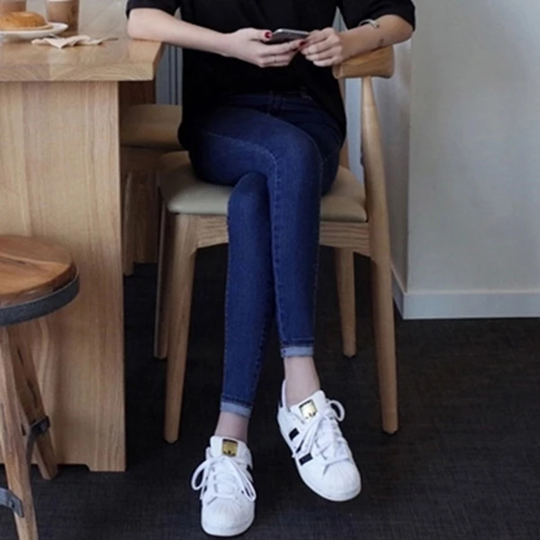 深蓝色牛仔裤女高腰显瘦紧身爆款2025加绒新款微胖弹力修身小脚裤