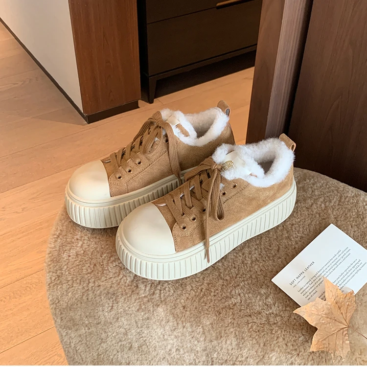 【sheii苏茵茵】小胖丁~圆头系带厚底保暖毛毛鞋休闲板鞋女E4416317