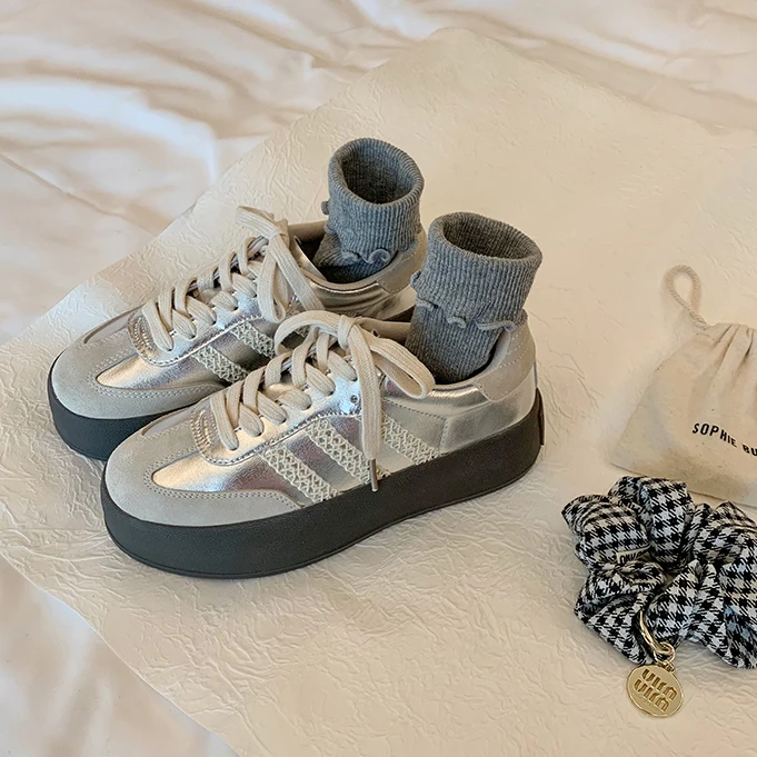 【sheii苏茵茵D】2.0版本~蕾丝边增高厚底休闲德训鞋女板鞋E4203101