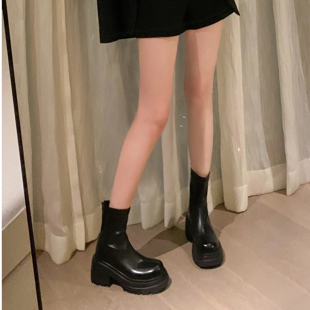 【sheii苏茵茵】腿精靴~厚底后拉链包腿弹力短靴女马丁靴E3407252