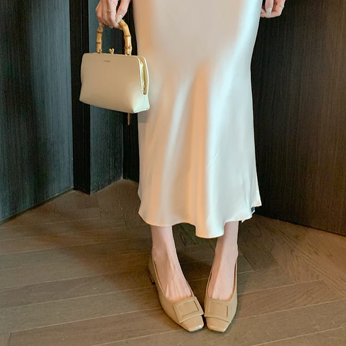 【sheii苏茵茵D】限时好价~真皮版方头方扣高跟单鞋女婚鞋E4201173