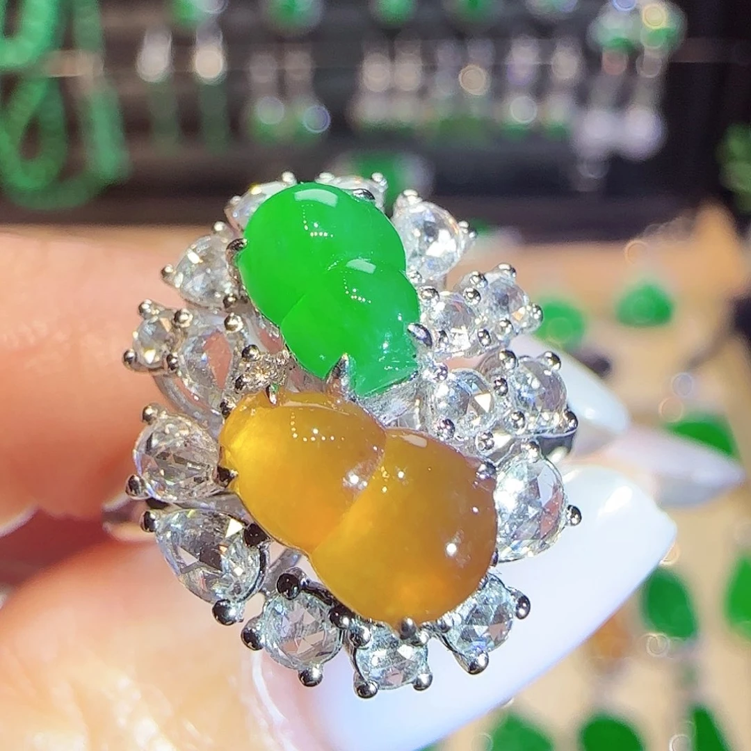 翡翠戒指18K金镶嵌⼀