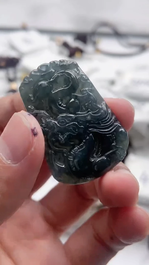 【闪购商品】翡翠颈饰未镶嵌888888888888