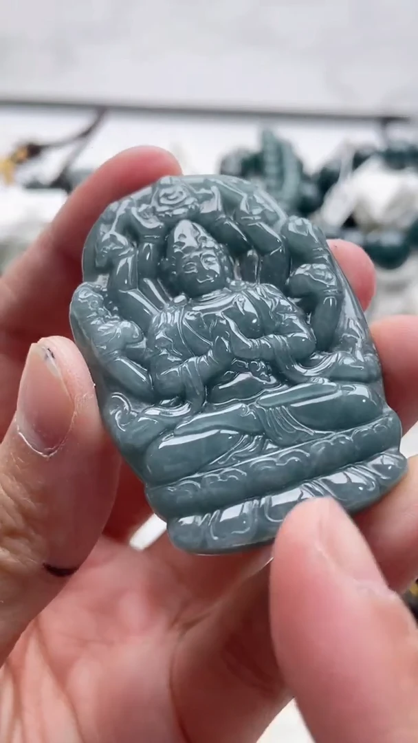 【闪购商品】翡翠颈饰未镶嵌8888888888