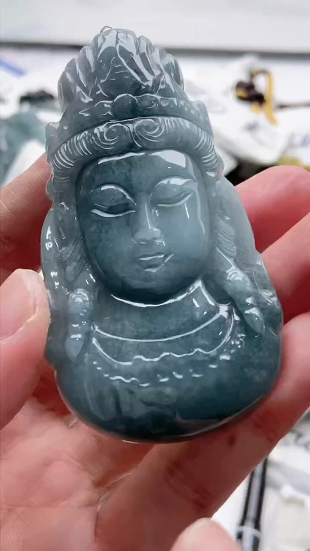 【闪购商品】翡翠颈饰未镶嵌8888888888