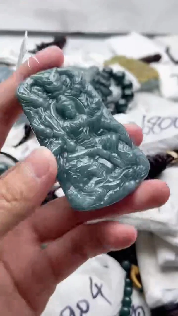 【闪购商品】翡翠颈饰未镶嵌888888888888