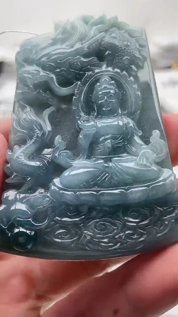 【闪购商品】翡翠颈饰未镶嵌8888888888888