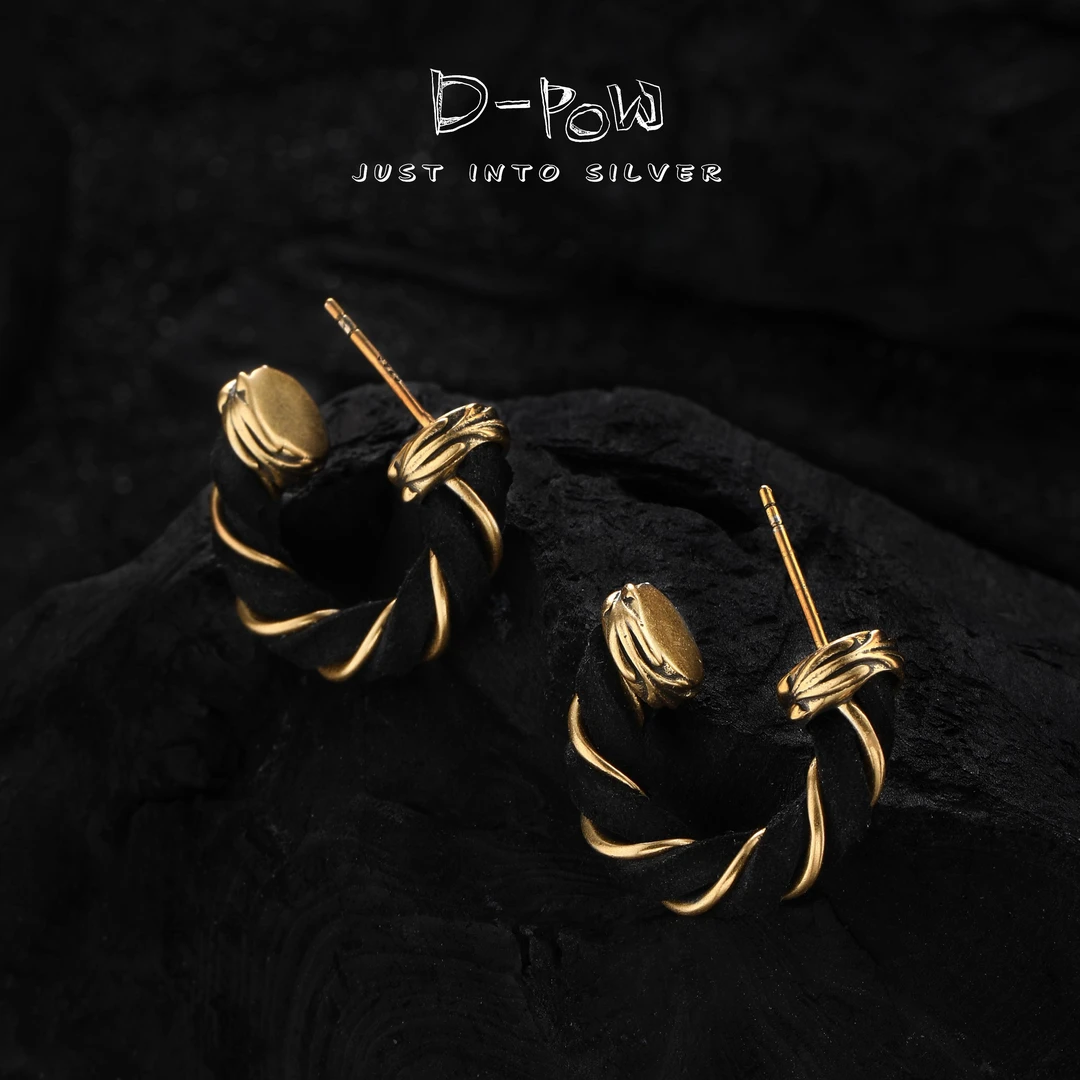 灯小炮 925银皮质耳饰 手工磨砂皮古法螺纹香风耳钉（5956）气质