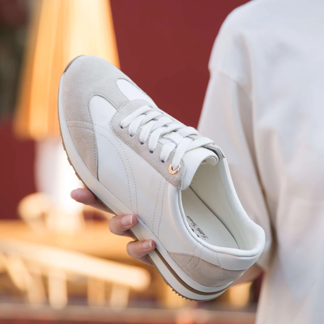 Le Perfel 质感牛皮优雅舒适解构拼接阿甘鞋 4323