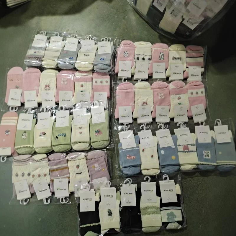 6666  春秋款大女孩袜子 10双装【34-40脚】