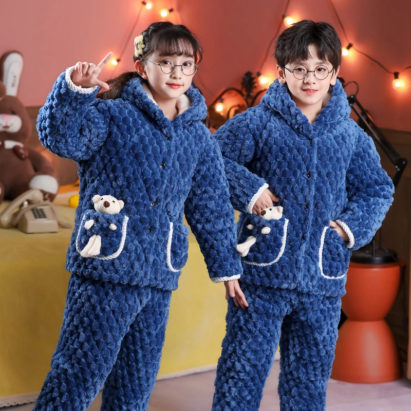 儿童睡衣秋冬季加厚款男童珊瑚绒三层夹棉法兰绒中大童男孩家居服
