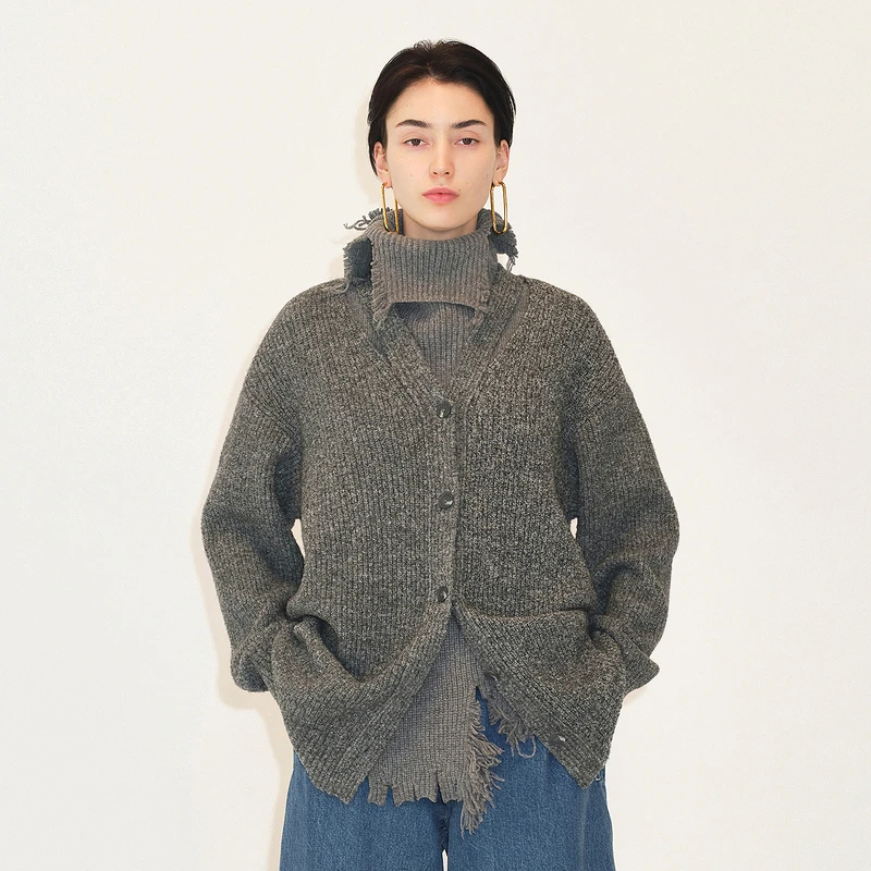 LESS冬季绵羊毛针织衫女宽松V领短款开襟毛衫含牦牛绒2M0313010