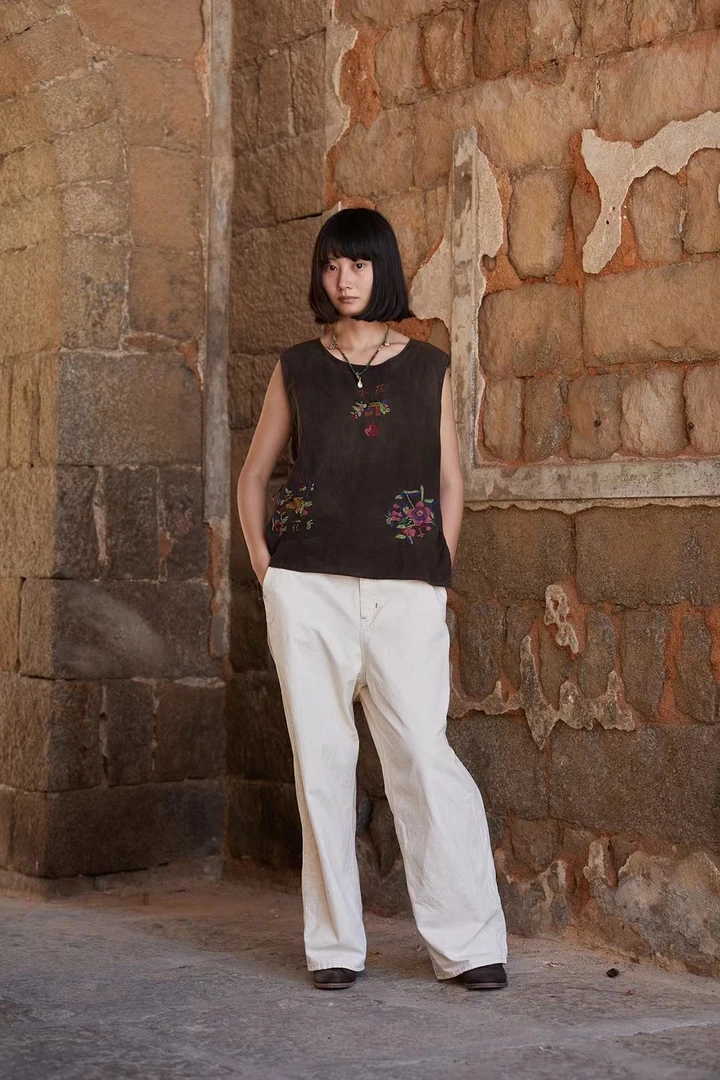 左岸迷香春夏植物染刺绣背心Z24SS1017