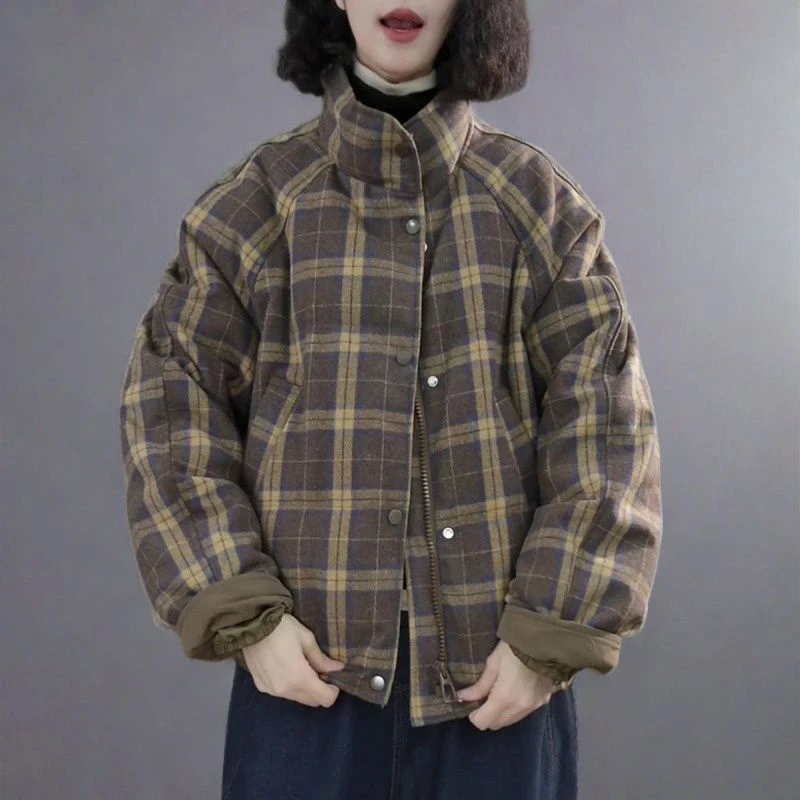 2025冬季新款时尚休闲棉衣外套宽松显瘦加厚保暖百搭短款格子棉服