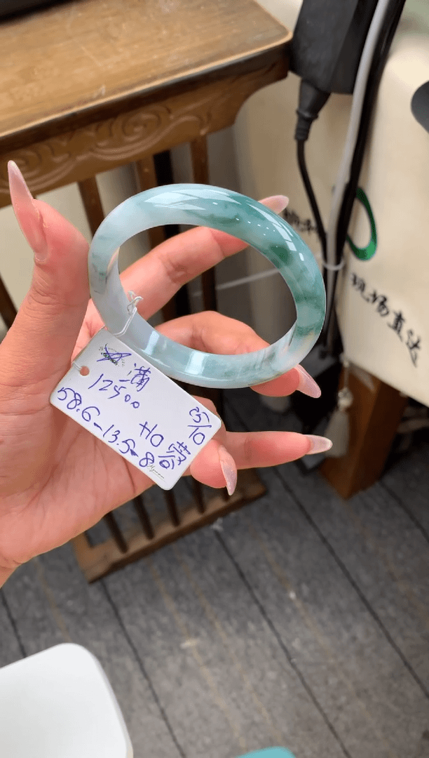 【闪购商品】翡翠手镯未镶嵌蒲***91