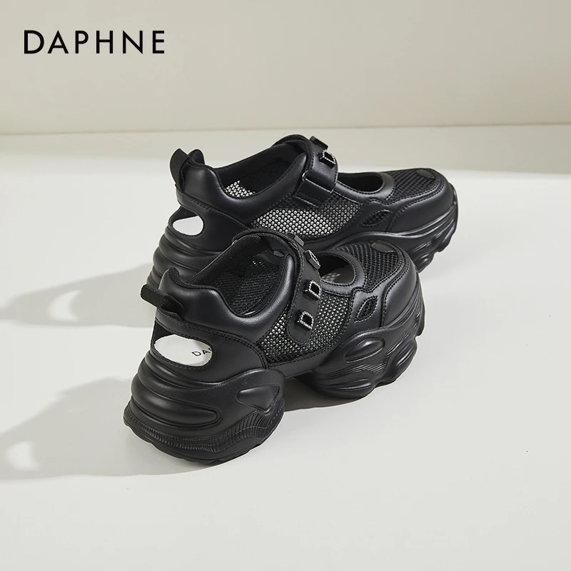 达芙妮包头运动凉鞋女夏季2025新款透气网鞋厚底镂空网面老爹鞋女