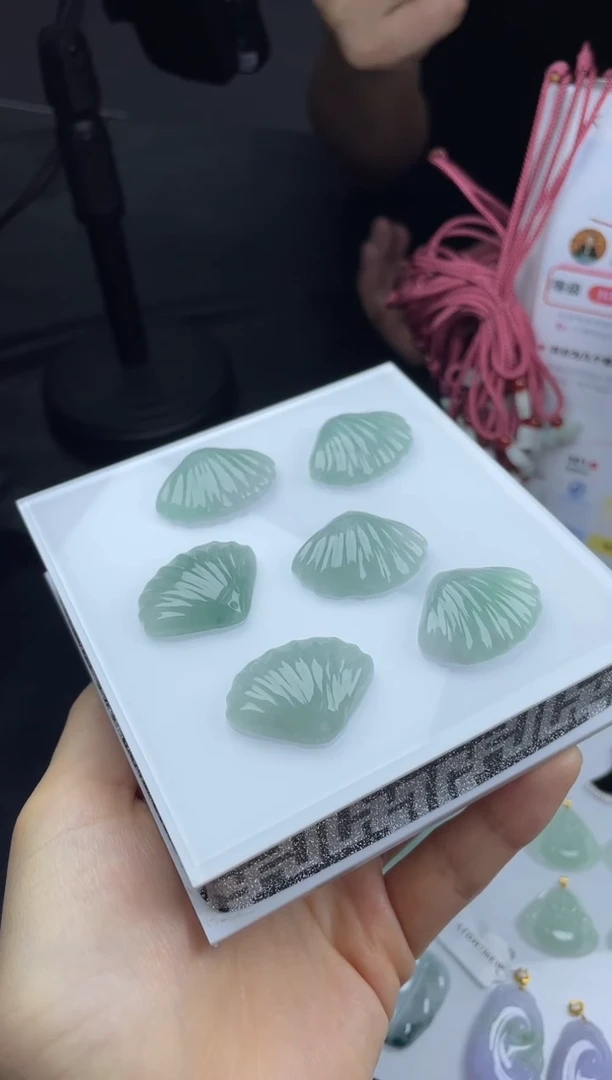 【闪购商品】翡翠吊坠(不含链)未镶嵌DDG49891/多样性发一件