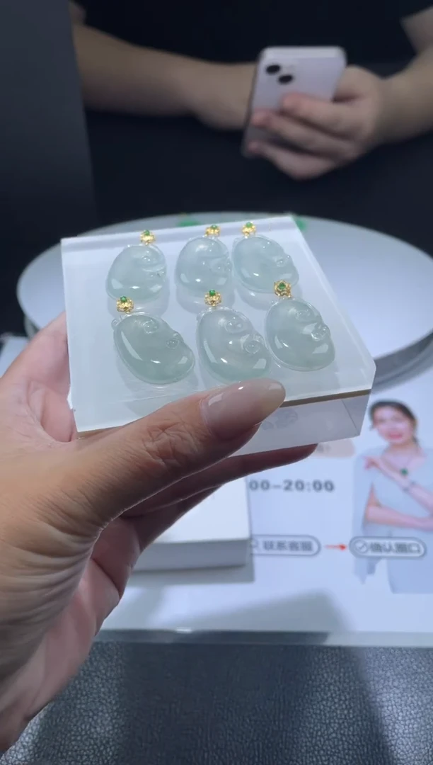 【闪购商品】翡翠挂件18K金镶嵌DDH13657/多样性发一件