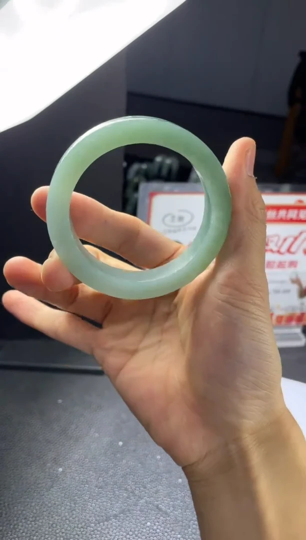 【闪购商品】定制翡翠手镯未镶嵌DDF56952