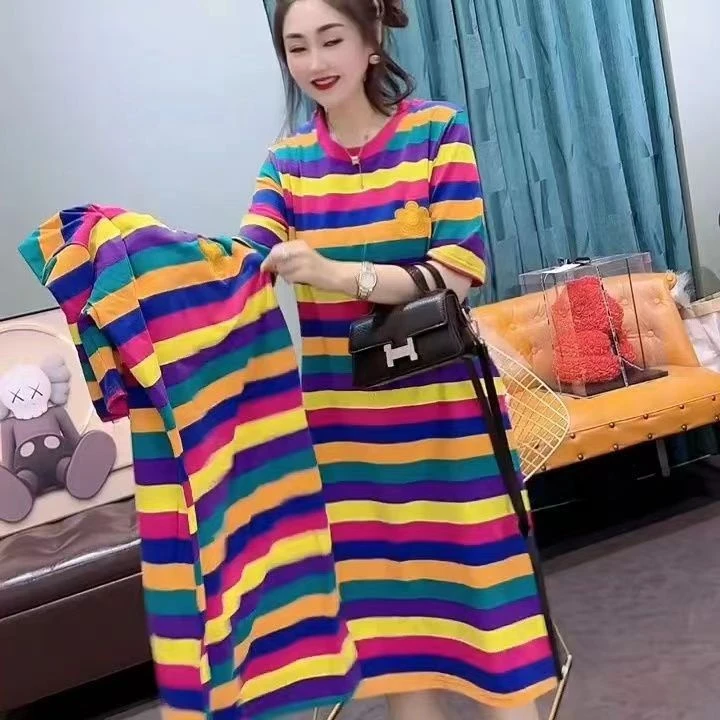 时尚中长款韩版条纹大码网红爆款休闲圆领宽松可外穿彩虹睡衣家居