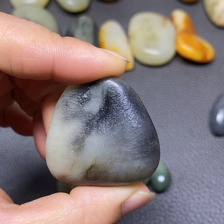 和田玉（糖玉）挂件未镶嵌