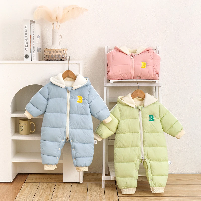 婴儿冬季加绒加厚外出连体棉服新生儿男女宝宝连帽保暖爬服夹棉衣