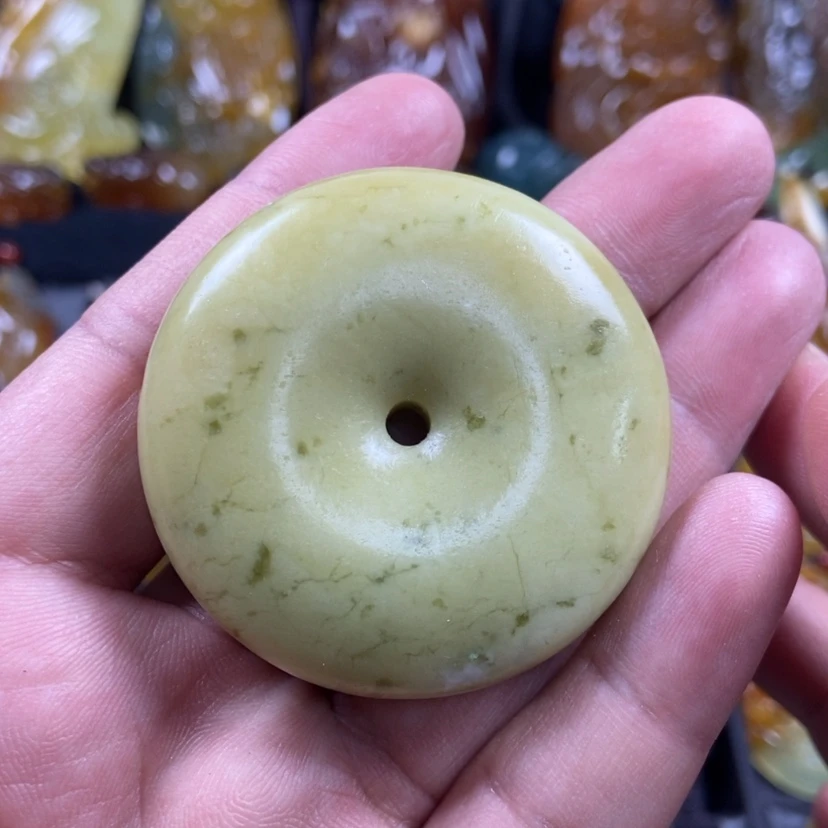 【闪购商品】蛇纹石玉吊坠(赠链)未镶嵌