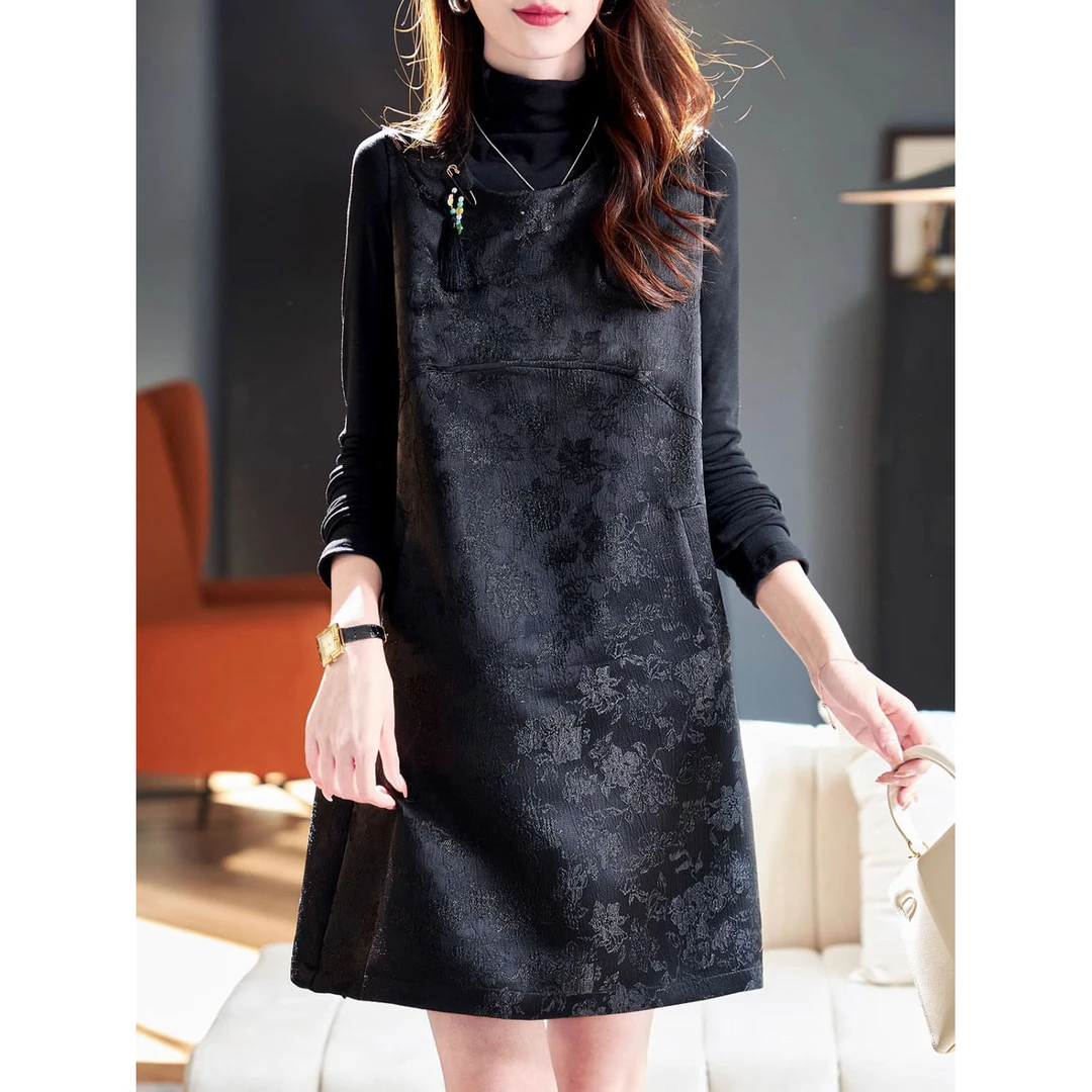 复古新中式提花背心裙2025春气质百搭显瘦高级感圆领无袖连衣裙女