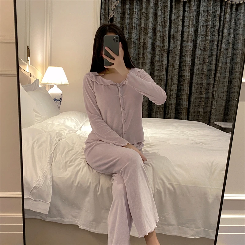 新款睡衣女性感法式秋冬海岛绒睡衣女奢华带胸垫家居服保暖套装