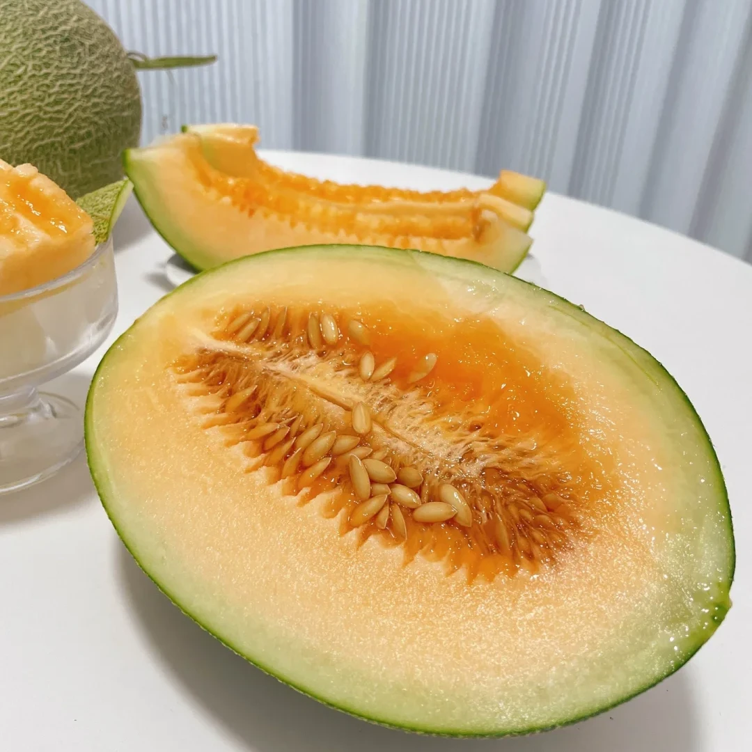 Y新鲜西州蜜瓜脆甜多汁 口感清爽