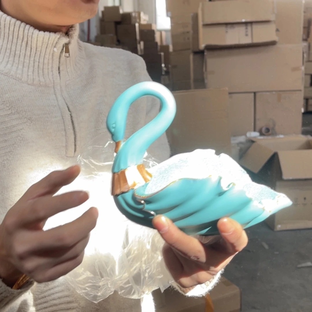 【闪购商品】树脂小861