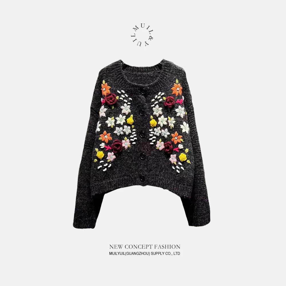 MUIL&YUIL手工刺绣立体花朵毛衣外套 QW3286