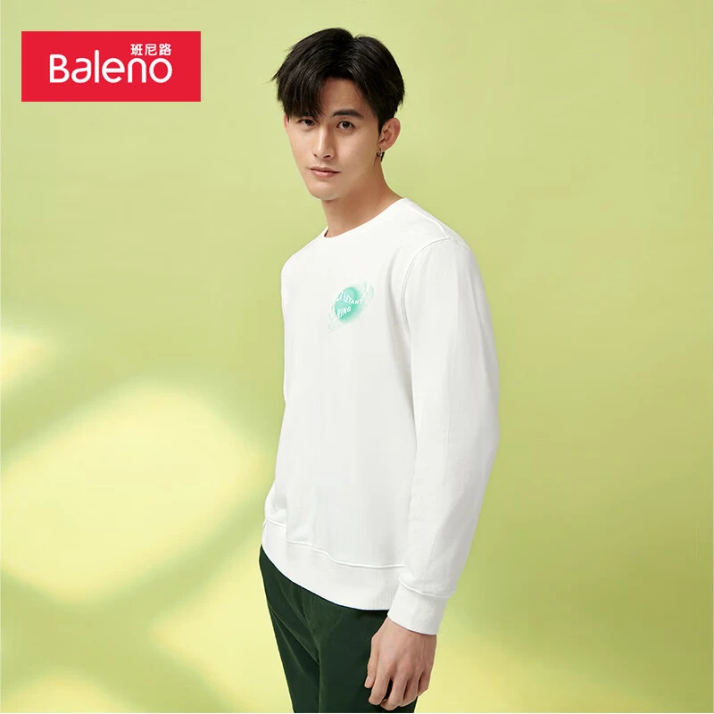 班尼路男装卫衣科幻字母印花柔软舒适圆领百搭8722303M009