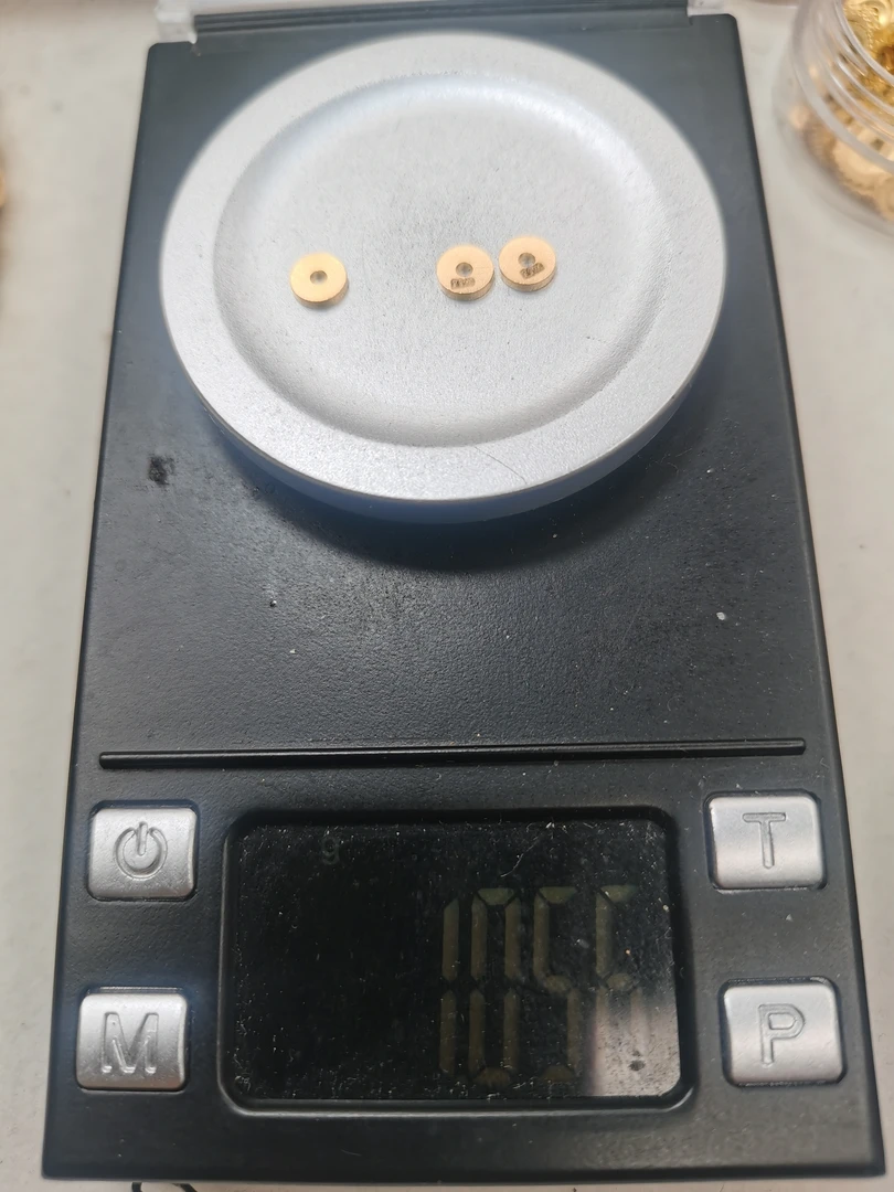 小于来了足金配饰