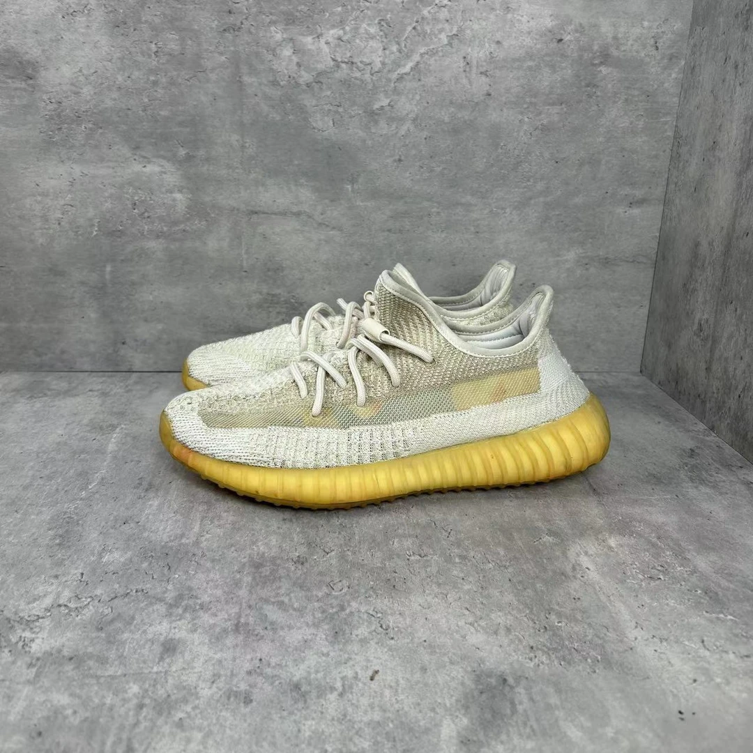 42码 椰子350 米白 低帮 休闲鞋 工价2439