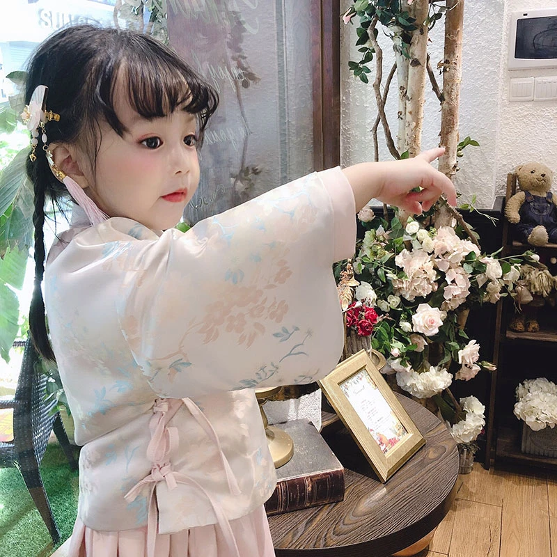 儿童汉服古风明制女童秋冬加厚唐装格格女宝宝拜年服棉袄女孩童装