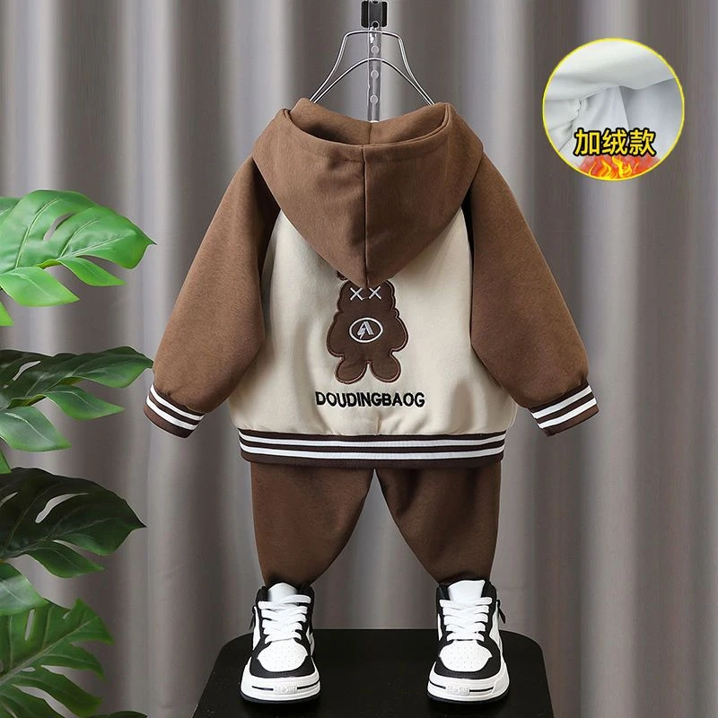 男童秋装套装加绒2024新款儿童帅气秋冬季男孩洋气时髦两件套潮