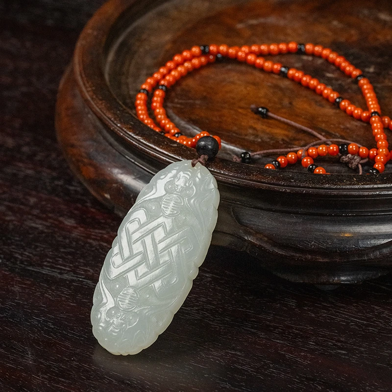 清 玉雕盘长纹佩古董收藏