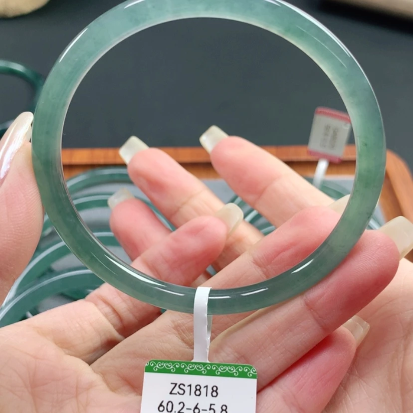 【闪购商品】翡翠手镯未镶嵌