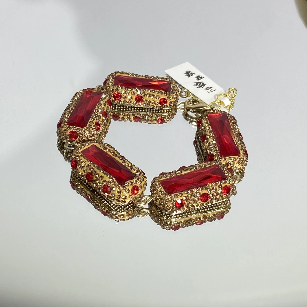 铜合金合成锆石手链 红色长条型时尚女士法式轻奢手链 8098