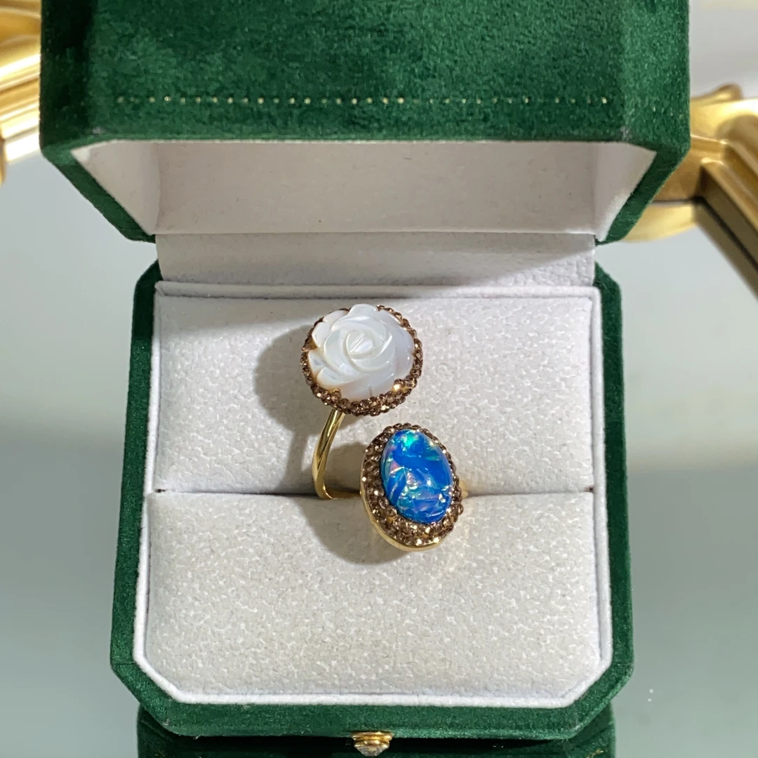 铜合金合成锆石戒指 TTSD 蓝色OP搭配白色BB蛇形戒指1286