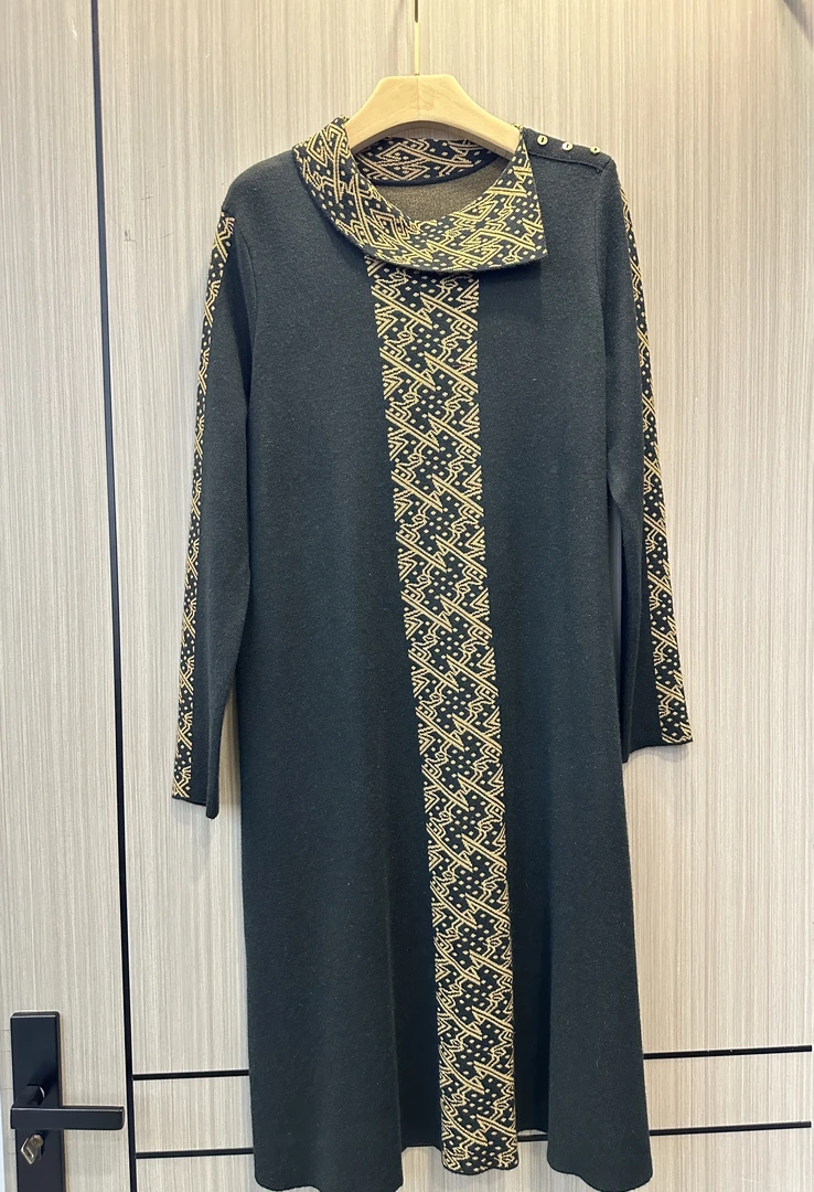 SENBIYAO/森比垚 883#早秋新款时尚女士宽松休闲女连衣裙