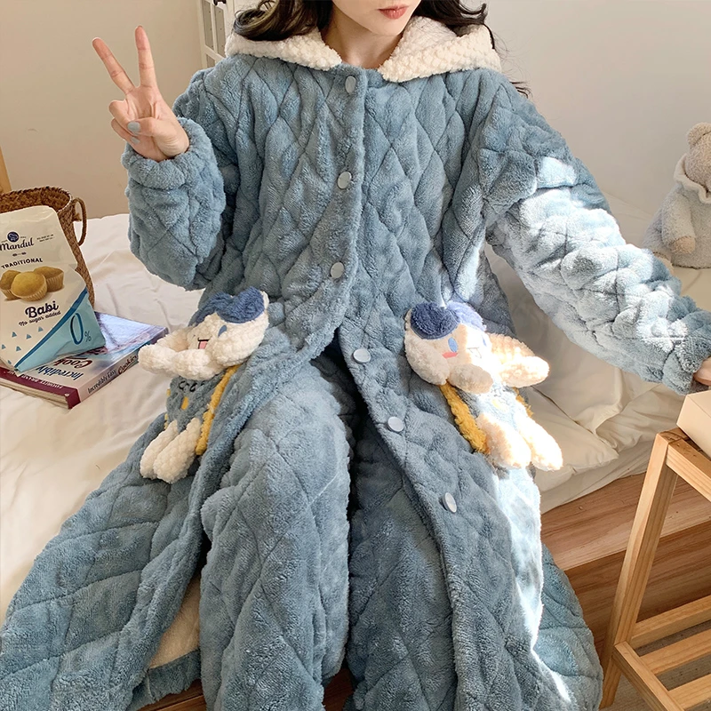 睡衣女秋冬款加厚加绒珊瑚绒三层夹棉袄保暖法兰绒睡袍可外穿套装