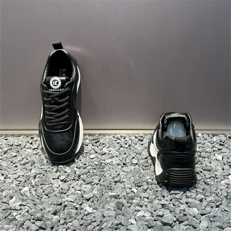 男鞋2024秋冬新款百搭阿甘鞋轻质软底休闲鞋加绒保暖低帮运动鞋男