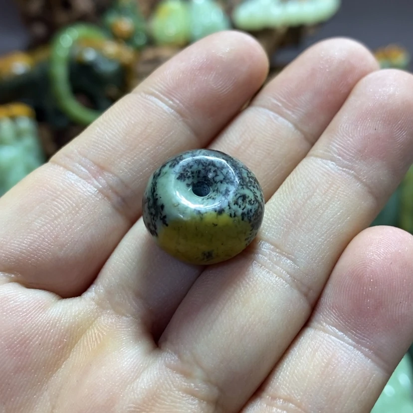 【闪购商品】岫岩河磨玉（透闪石质玉）吊坠未镶嵌