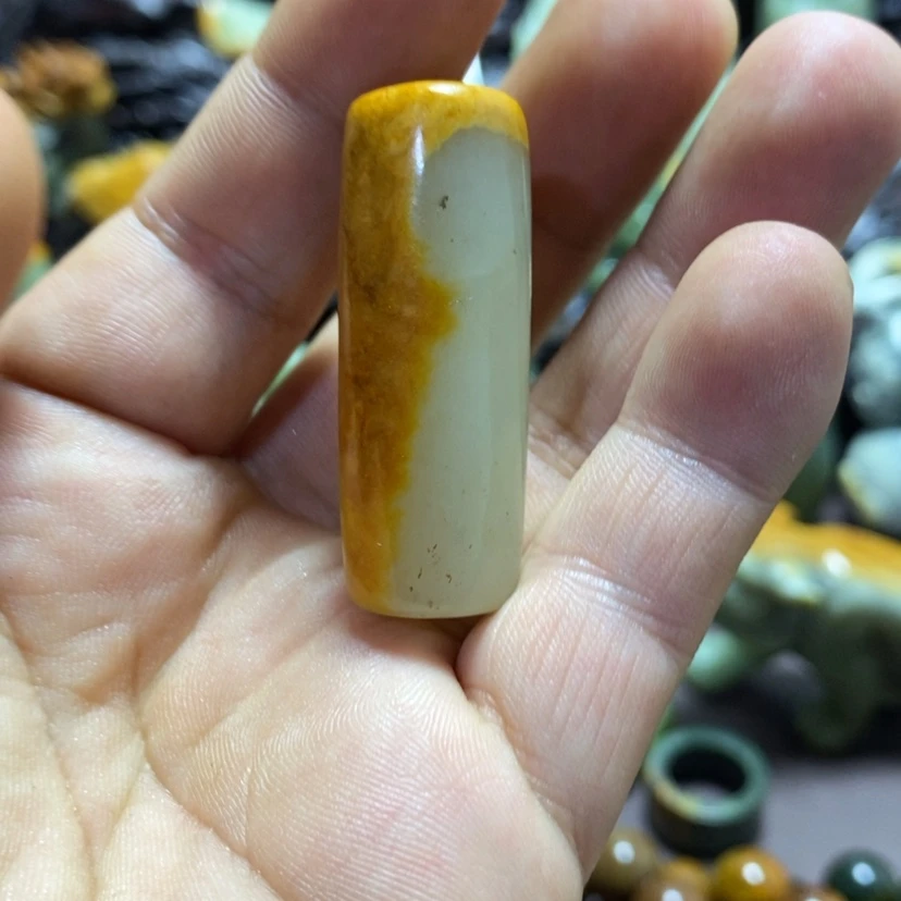 【闪购商品】岫岩河磨玉（透闪石质玉）吊坠未镶嵌*️***