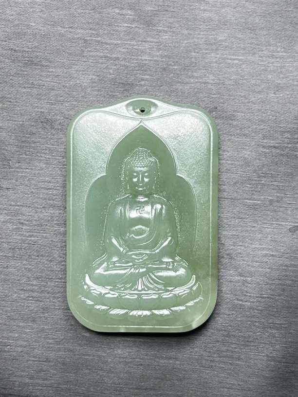 和田玉吊坠青海绿晴阿弥陀佛生肖猪狗