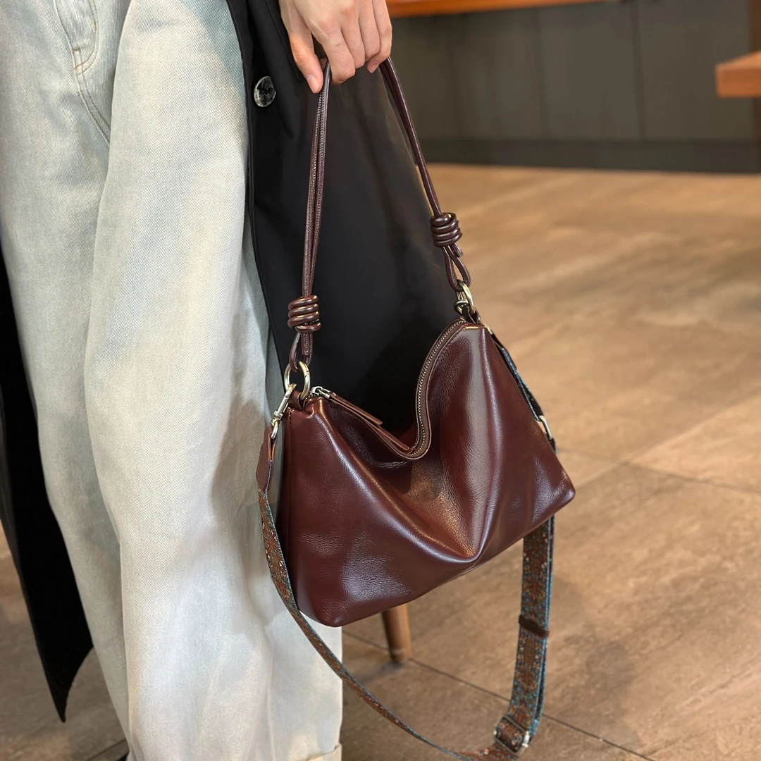 6305/新款斜挎包时尚百搭气质款单肩手拎女士真皮复古休闲包包
